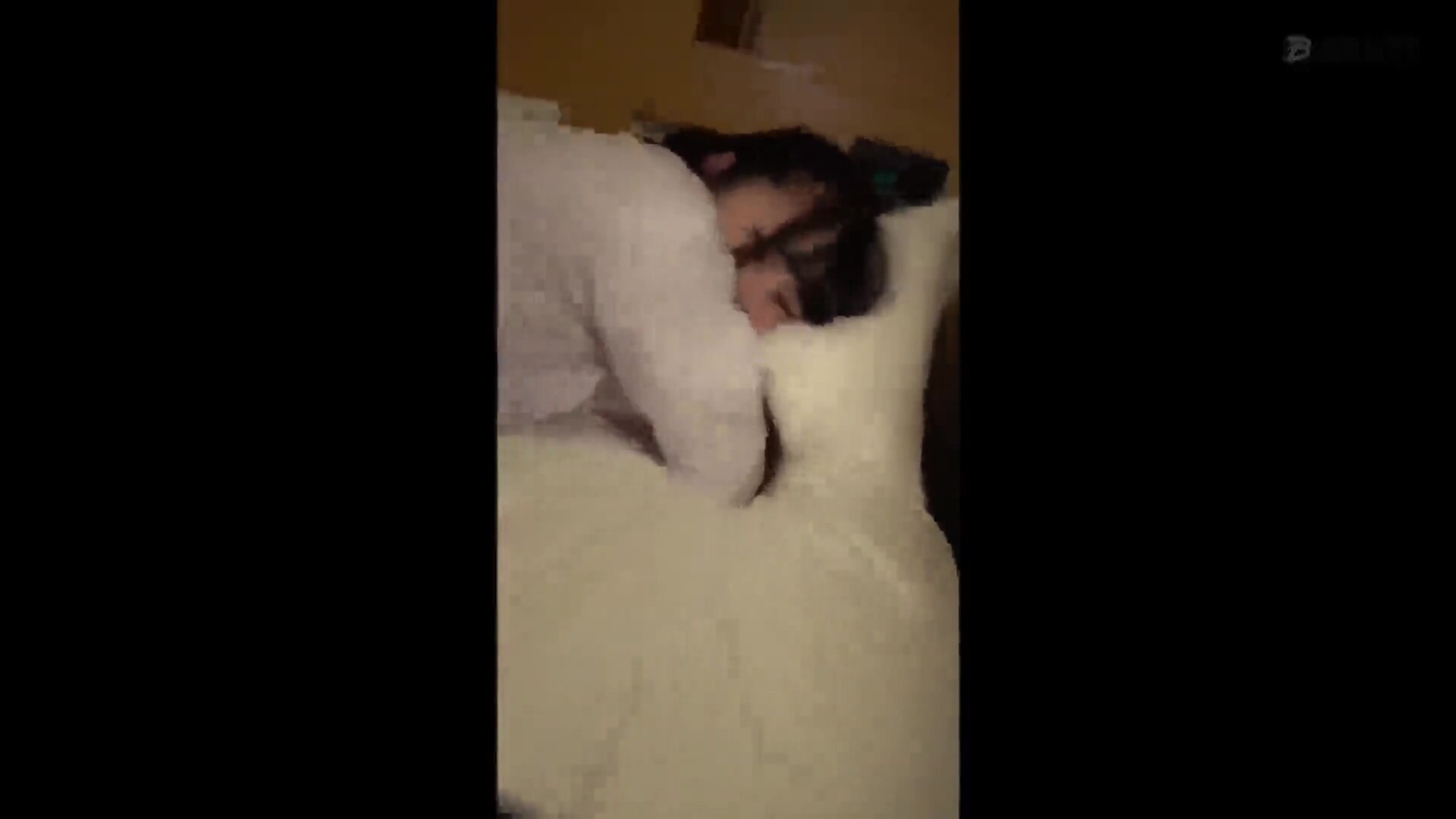 240625エロ美人を連れ込む個人スマホg2