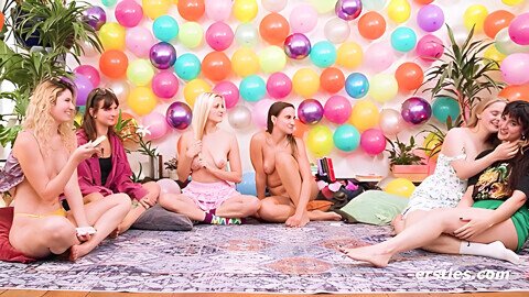 Dare Ring 6some – Amateur Sweethearts Disrobe, Lick & Tease Every Other [ Two Of 5]